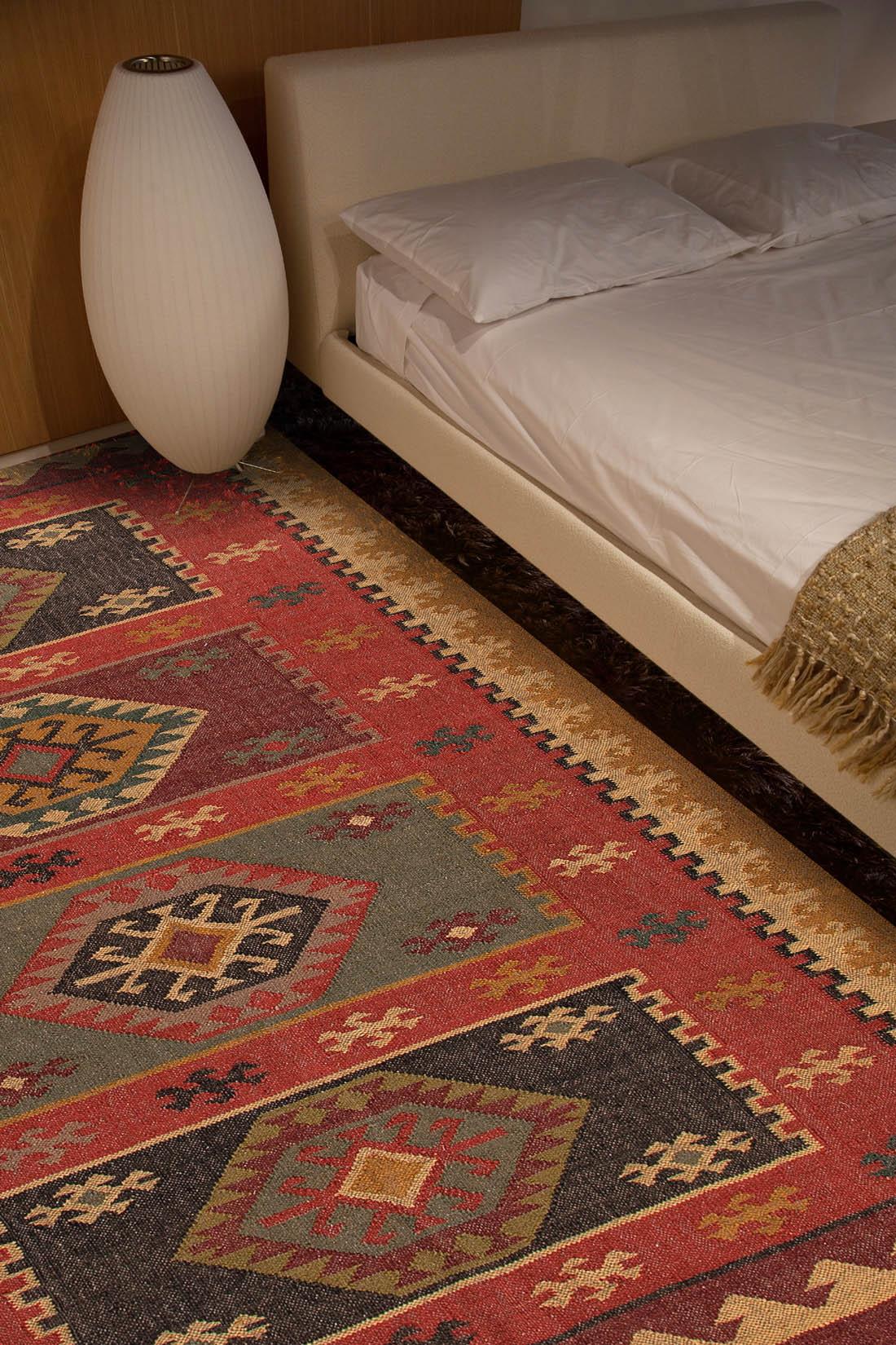 8 x 10 Rug